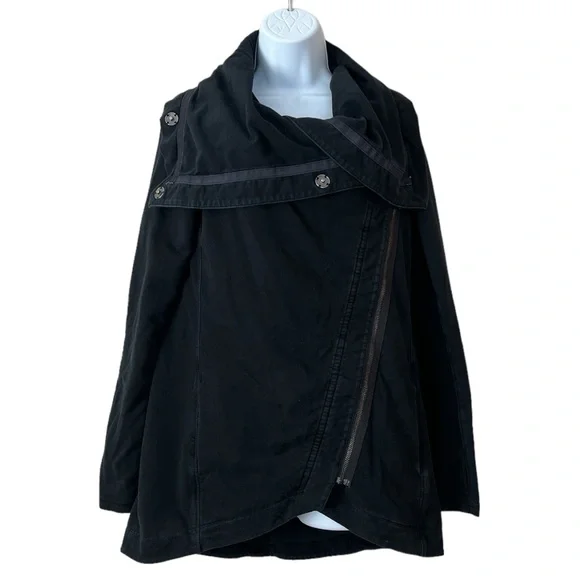 Lululemon Method Asymmetrical Black Wrap Jacket - Picture 6 of 11